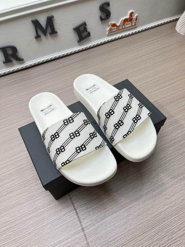 Balenciaga Men's Slippers 83